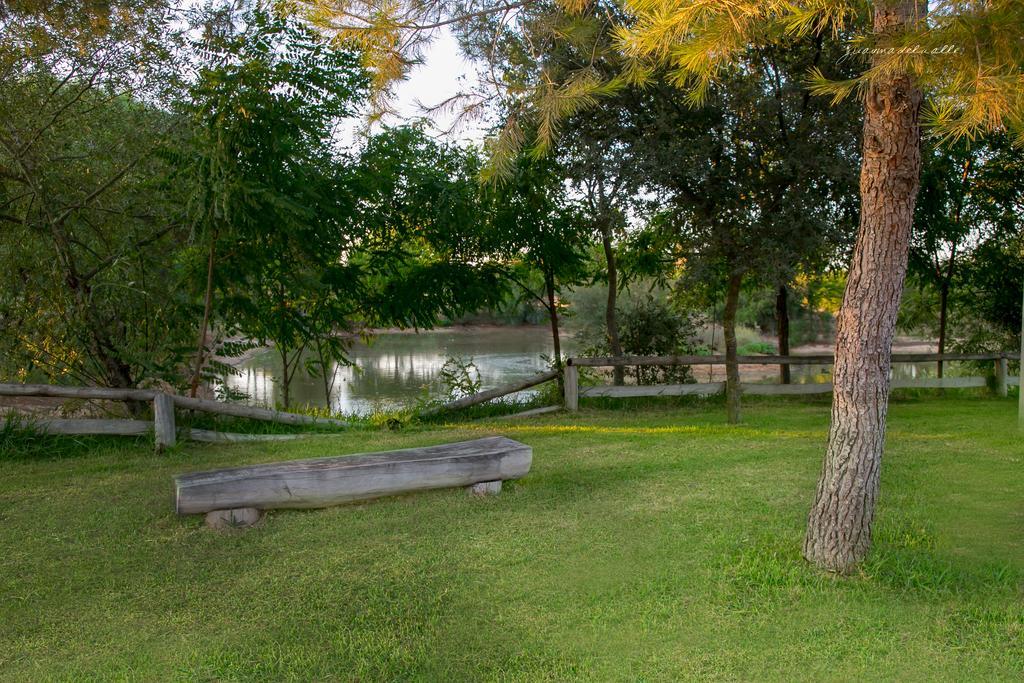 Ardea Purpurea Hotel Villamanrique De La Condesa Luaran gambar